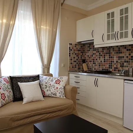 Apartmán Levant & *
